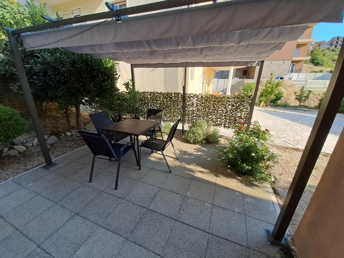 Apartman Darija Подстрана Экстерьер фото
